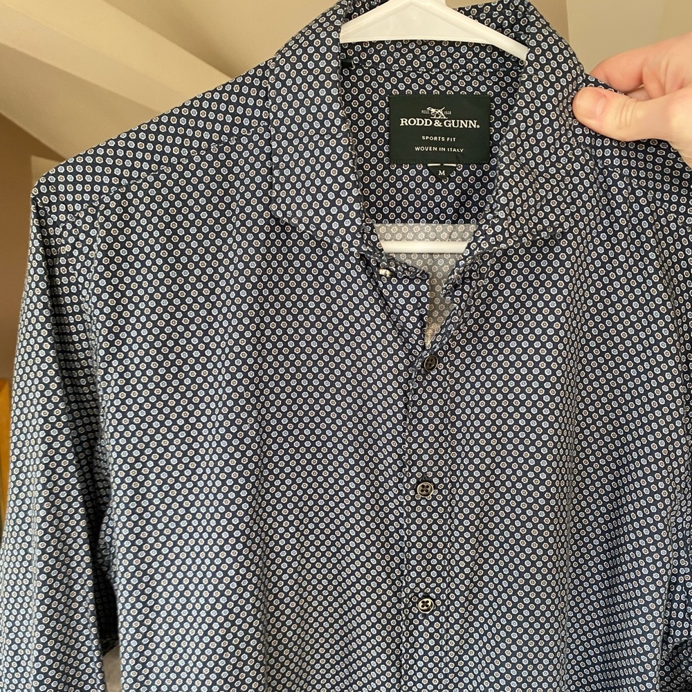 Rodd and Gunn Sports Fit